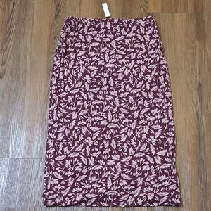 Elegant Midi Skirt in Burgundy and Cream for women zise xs new